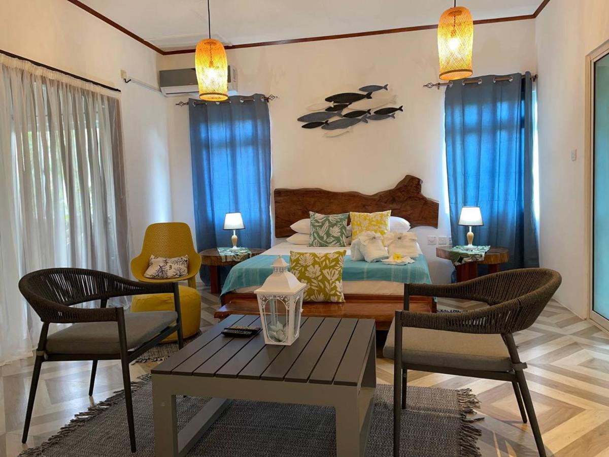 Milles Montagnes Residence Anse Royale Exterior foto